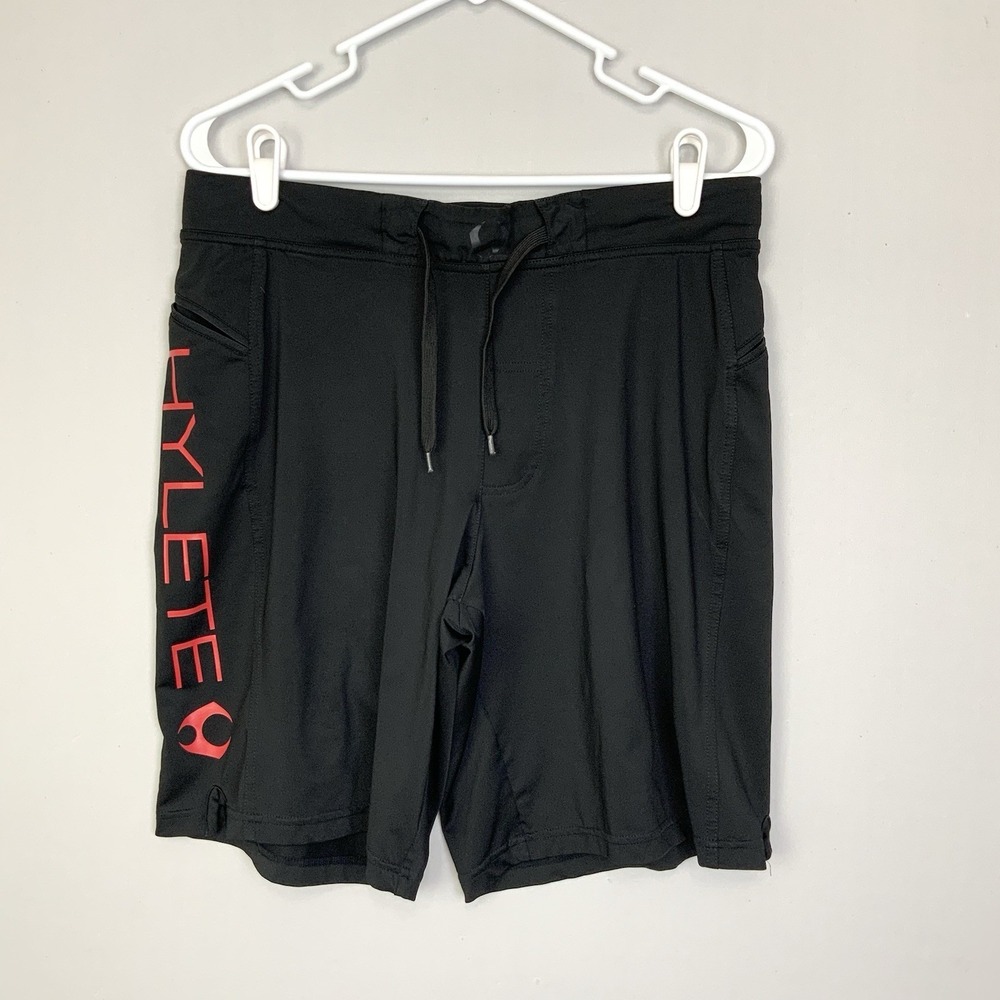 HYLETE Men's Sz Medium Black Above Knee Athletic 9" Shorts Red Logo Zip Pockets